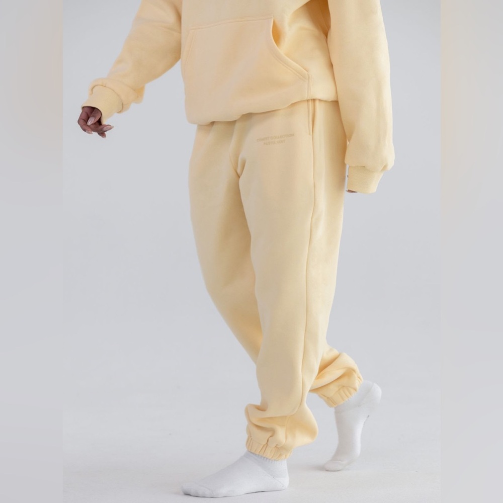 Comfort Colors Cream Joggers Relaxed Fit Sweatpants